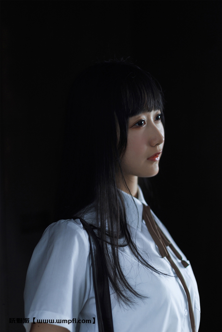 305、清纯萌妹Cos@木棉棉owo高质量写真图集[68套27.3G]