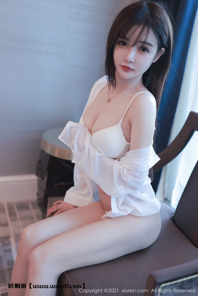 362、抖音网红@南初妹妹原版写真作品合集[5套712MB]